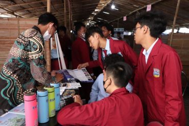 UMS Tawarkan Program Kelas Internasional pada Expo Kampus ABBS Surakarta