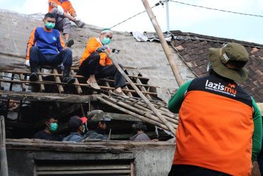 SEMANGAT BERBAGI PARA RELAWAN MUHAMMADIYAH