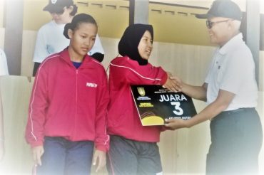 Siswi Kelas XI SMA Muhammadiyah 3 Surakarta Raih Juara POPDA