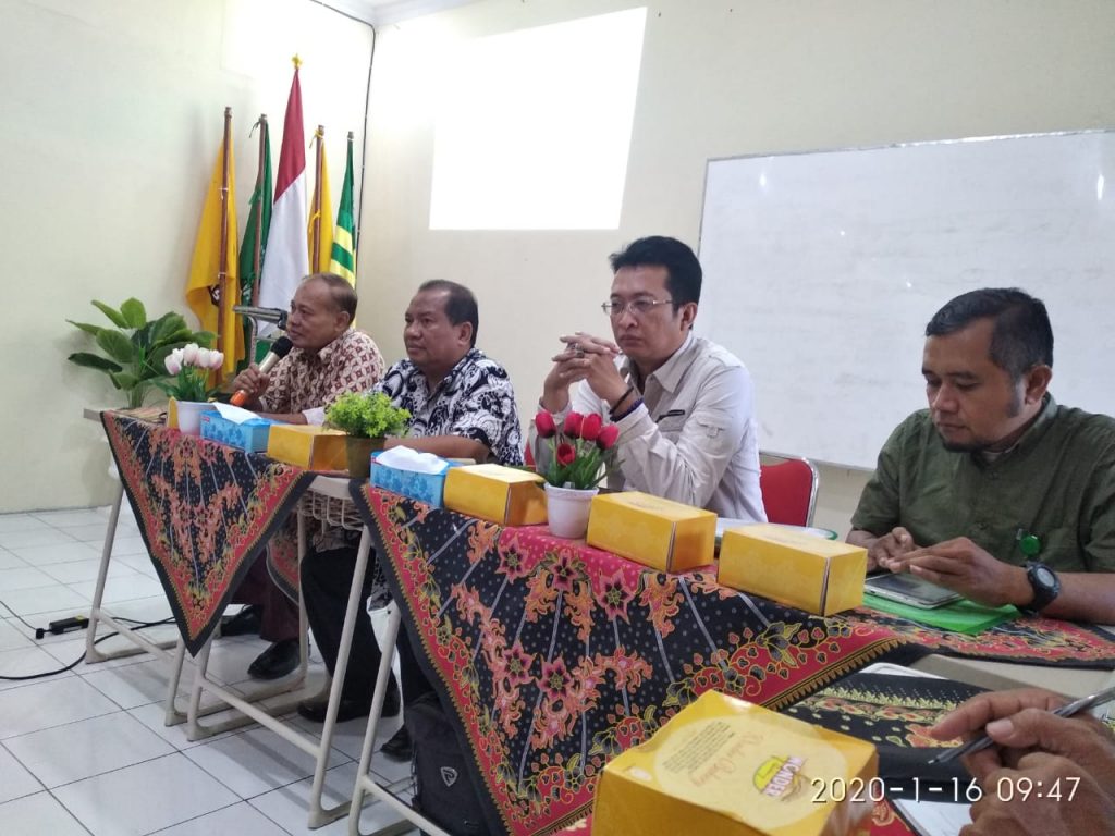 SMP MUH 7 SKA MENUJU SEKOLAH ADIWIYATA TINGKAT JAWA TENGAH