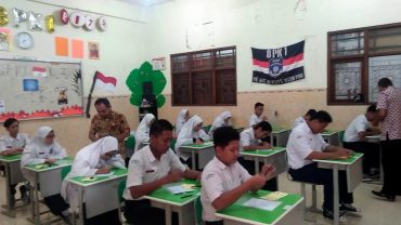 SMP MUH 1 SIMPON ADAKAN LATUNAS