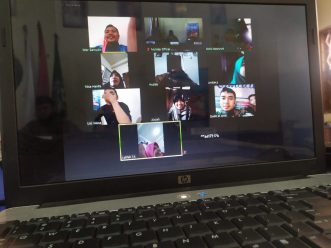 WISUDA TAHFIDZ ONLINE, WUJUD KONSISTENSI SMP MUH 5 SKA SEBAGAI SEKOLAH QUR’ANI