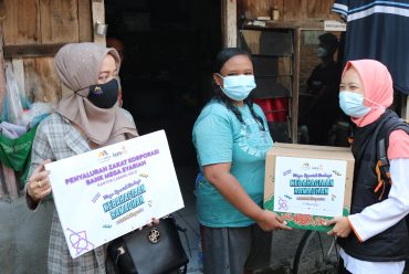 Bank Mega Syariah Bagikan Kebahagiaan Ramadhan