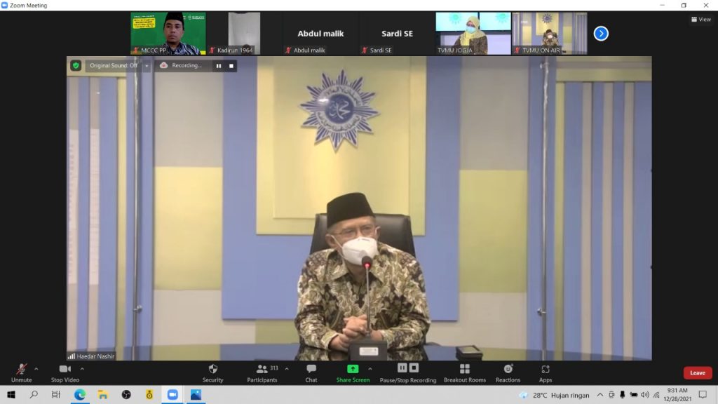 Muhadjir Effendi Mengapresiasi Peran Muhammadiyah dalam Penanganan Covid-19 di Indonesia