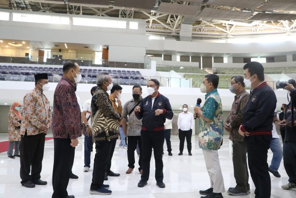 Menpora : Saya Tidak Membayangkan Kalau di Solo Ada Tempat Seperti Ini Yang Memiliki Kapastitas dan Kemegahan Seperti Edutorium Milik UMS