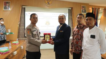 AKPOL Berkunjung Ke UMS