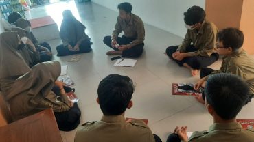 Tema Diskusi Siswa Kelas X SMA Muhammadiyah  PK : Keberagaman