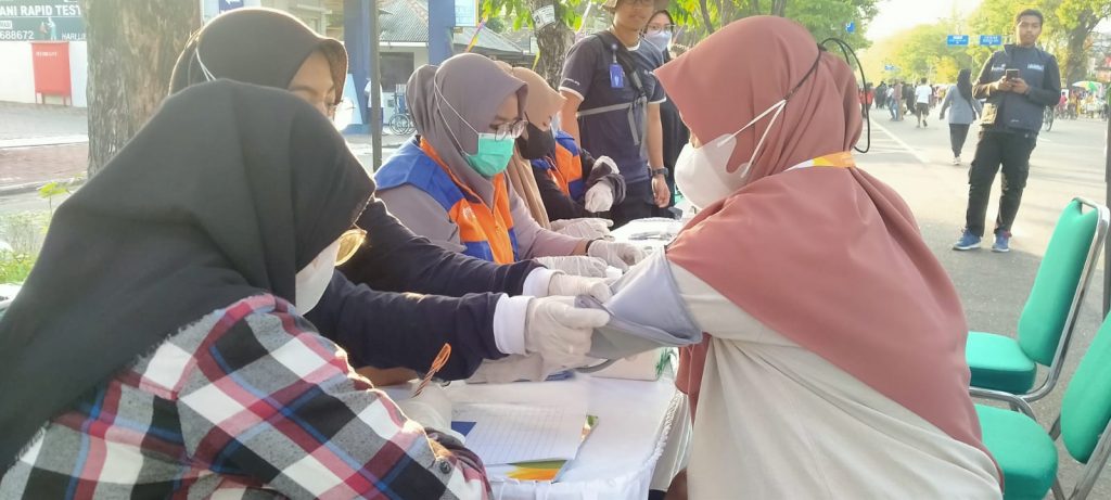 Sinergi SD Muh PK Kottabarat dengan Lazismu Gelar Cek Kesehatan Gratis di CFD Solo