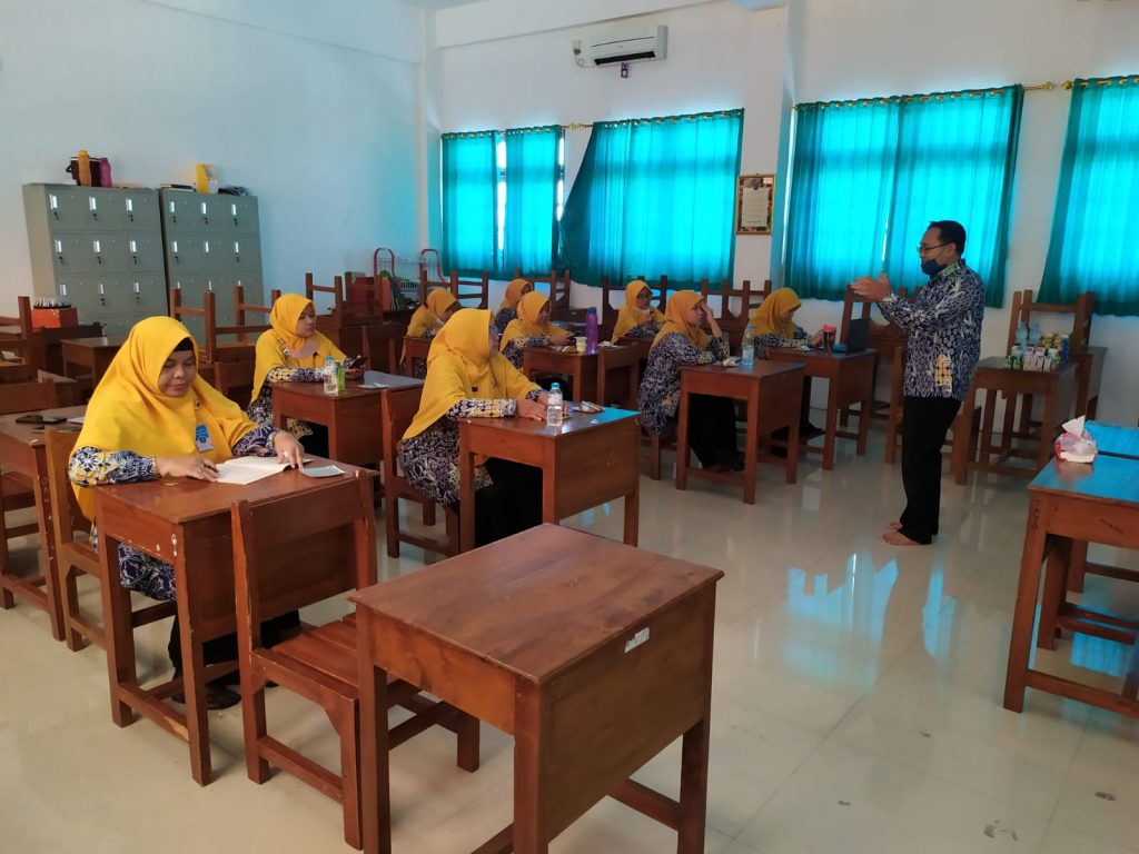 Mendalami Pemikiran Pendidikan KH. Ahmad Dahlan