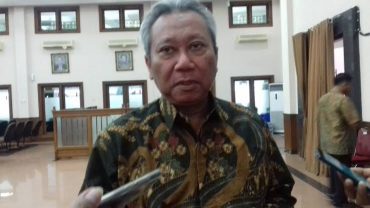 Penggembira Muktamar Diperkirakan Mencapai Tiga Juta, Jl. Adi Sucipto Ditutup
