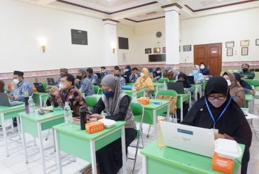 Prodi Arsitektur UMS Dampingi SD Muhammadiyah 1 Surakarta dalam Program ALiMM