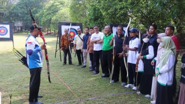 Sambut Milad, UMS Adakan Latihan Memanah