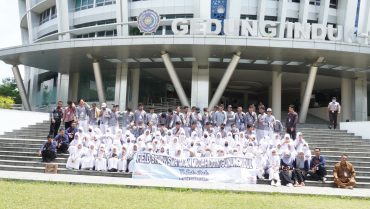 SMA Muhammadiyah Al Mujahiddin Gunungkidul Kunjungi UMS