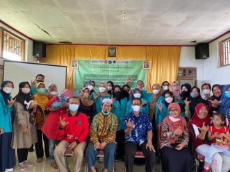 Tingkatkan Pemahaman Manfaat Tanaman Obat Keluarga dan Herbal, PPK Ormawa UMS Sosialisasikan Asman Toga di Tlawong, Boyolali