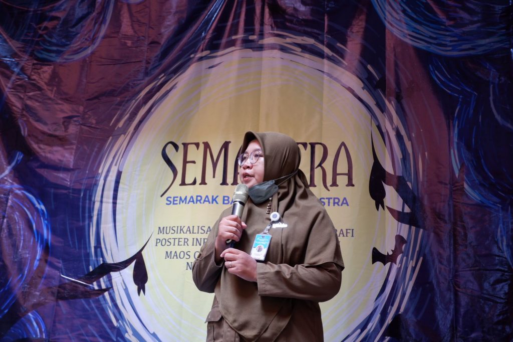 SEMANTRA, Cara Siswa SMA Muhammadiyah PK Kottabarat Cinta Sastra