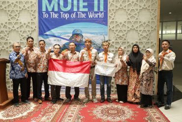 Tim MALIMPA UMS Siap Berangkat ke Puncak Dunia