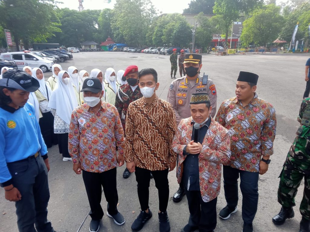 Ketua PWM Jateng Beri Ucapan Ulang Tahun untuk Gibran di Momen Apel Kesiapsiagaan Muktamar Muhammadiyah dan ‘Aisyiyah ke-48