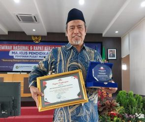Lahirkan Tokoh Nasional, Simpon Raih Penghargaan dari MPK PP Muhammadiyah