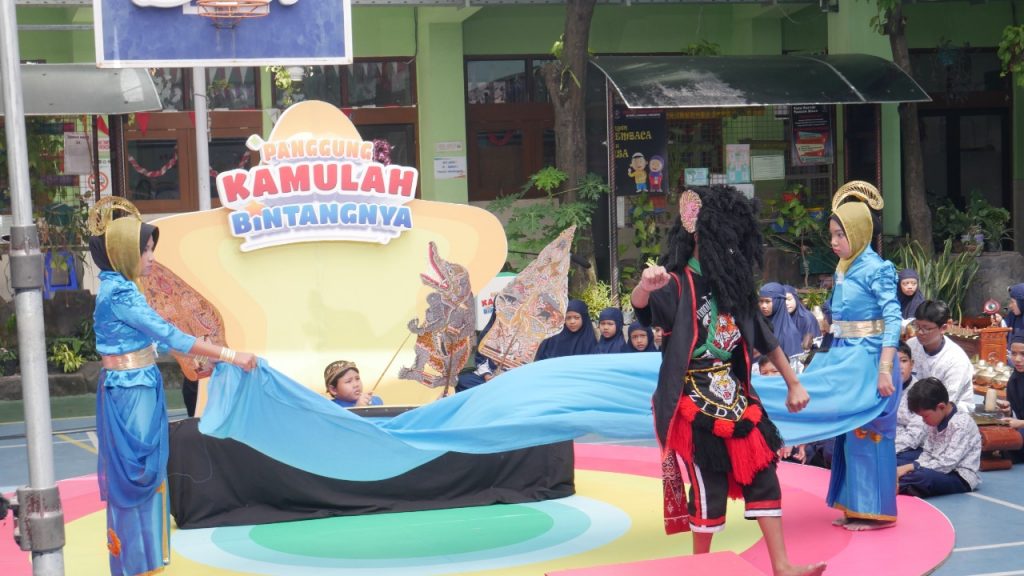 SD Muhammadiyah 1 Solo Diliput Indihome TV