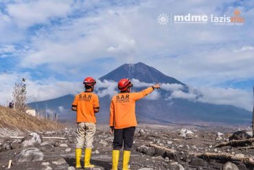 Awan Panas Guguran Gunung Semeru, Relawan Muhammadiyah Sigap Bantu Warga