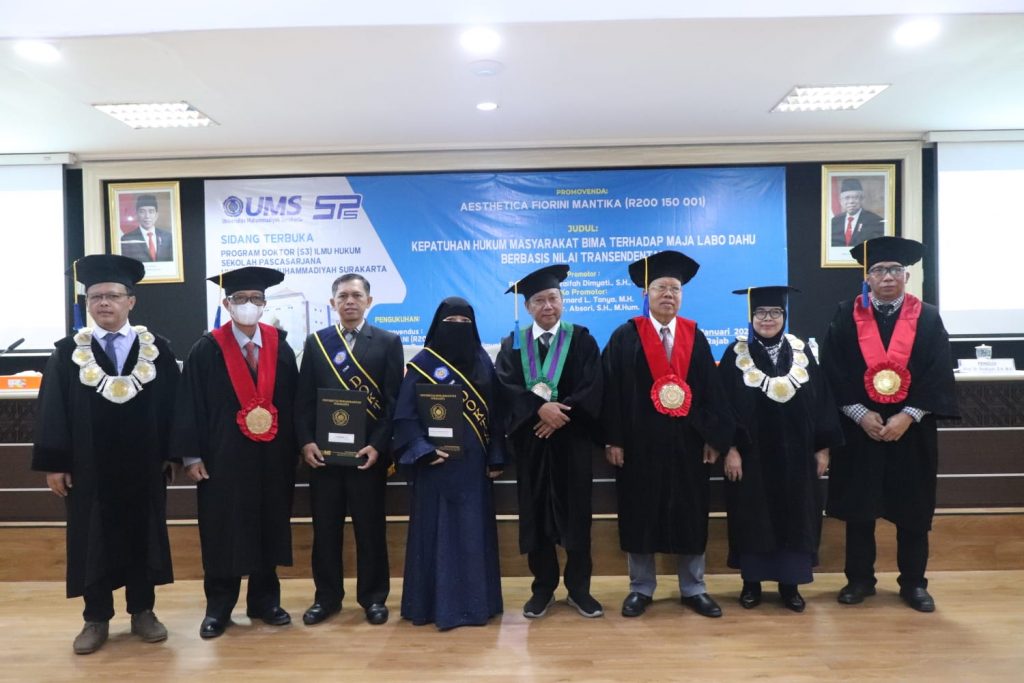 Pascasarjana UMS Luluskan Dua Doktor Hukum Transendental