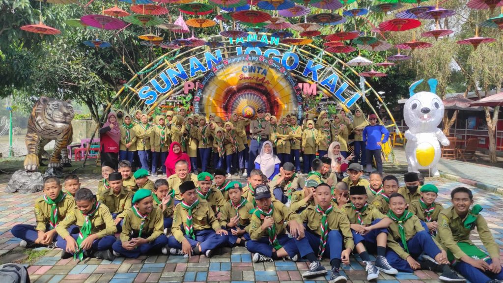 Hizbul Wathan Qobilah MTs Muhammadiyah Surakarta Gelar Outbond