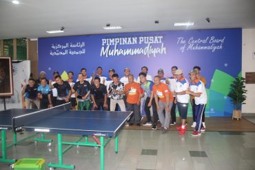 Tim Tenis Meja UMS Jalin Pertandingan Persahabatan dengan Tim Tenis Meja PP Muhammadiyah