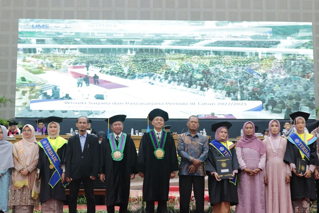 Wisuda Ums Maret 2023 Jadi Momen Membahagiakan Dan Mengharukan
