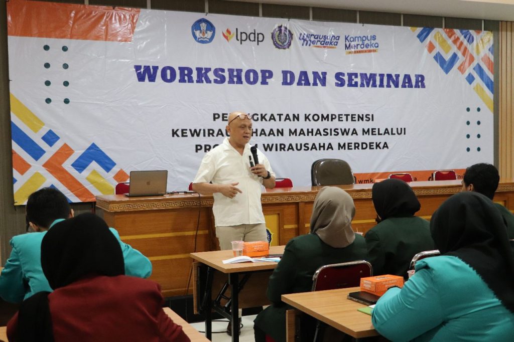 Bekali Mahasiswa WMK UMS 2023, Seorang Professional Business Coach Bedah Rahasia Sukses Berwirausaha