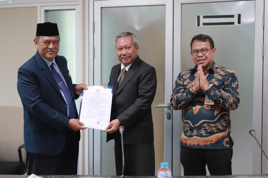 Alhamdulillah, UMS Tambah 2 Guru Besar Bidang Ilmu Strategi Pembelajaran dan Bidang Teknik Mesin