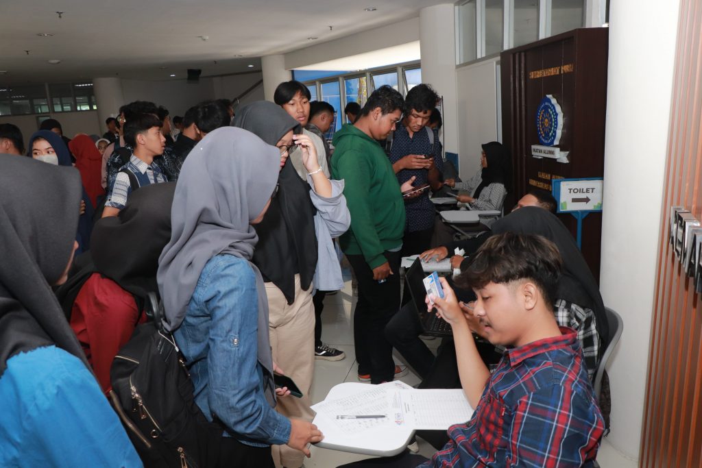 Jelang Konser Bertajuk Hanebu Sauyun Concert, IKA UMS Bagi 12 Ribu Lebih Tiket Gratis