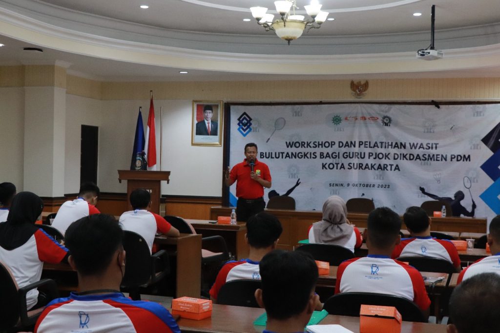 Bentuk Kader Wasit Bulu Tangkis, LSBO PDM Kota Surakarta Gelar Workshop Bagi Guru PJOK
