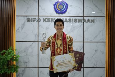 Keren! Mahasiswa Semester 1 UMS Juarai Ajang Putra Putri Pendidikan Indonesia 2023