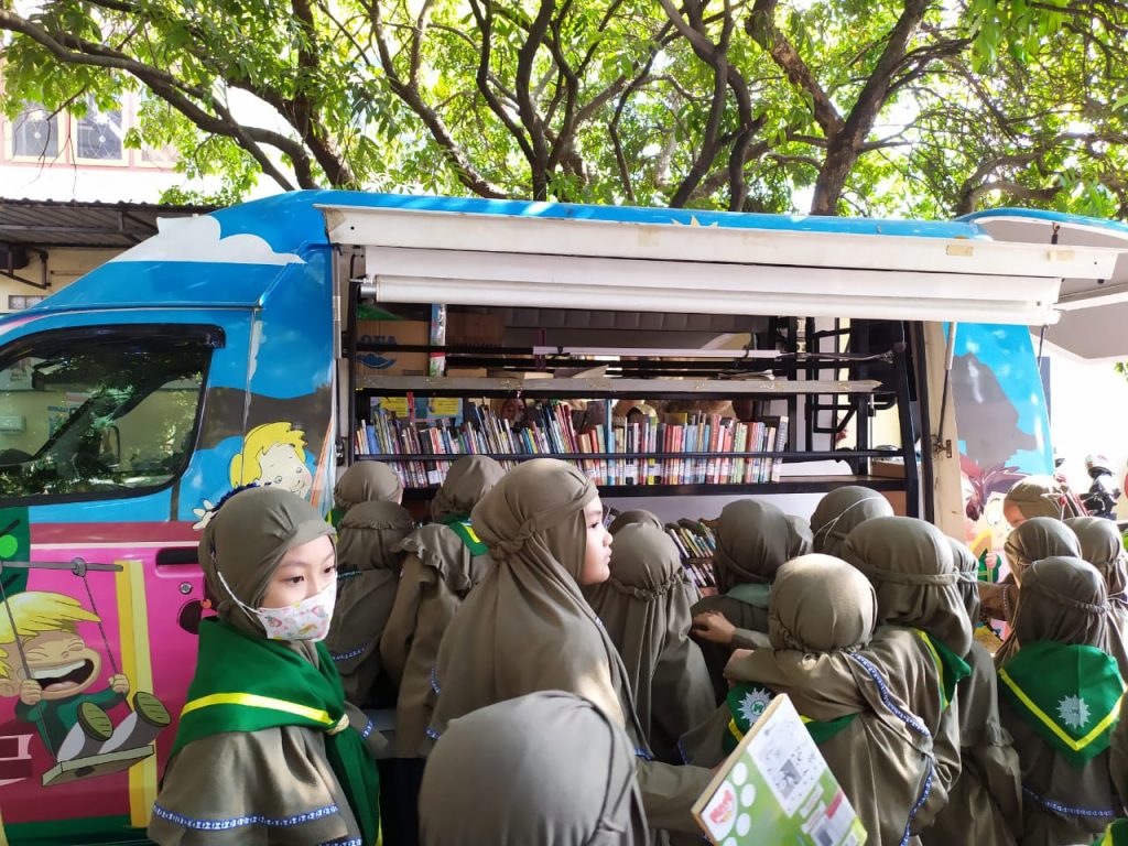 Sambut Bulan Bahasa, SD Muhammadiyah PK Kottabarat Surakarta Semarakkan Kegiatan Literasi