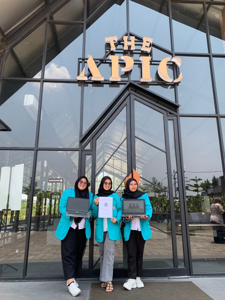 Teliti Limbah Pelepah Pisang, Tim Mahasiswi Teknik Kimia UMS Raih Juara 2 KTI Nasional