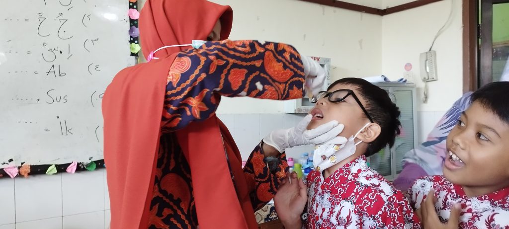Tingkatkan Kekebalan Siswa, SD Muhammadiyah 1 Solo Galakkan Imunisasi Polio