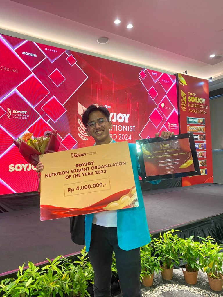 Mahasiswa UMS Peraih Top 1 Soyjoy Nutritionist Award 2024 dapat Tawaran Kerja dan Studi Lanjut