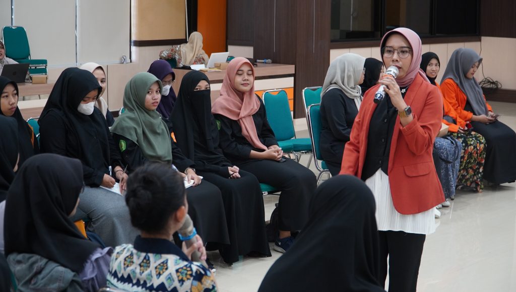 ITS PKU Muhammadiyah Solo Selenggarakan Pelatihan Public Speaking