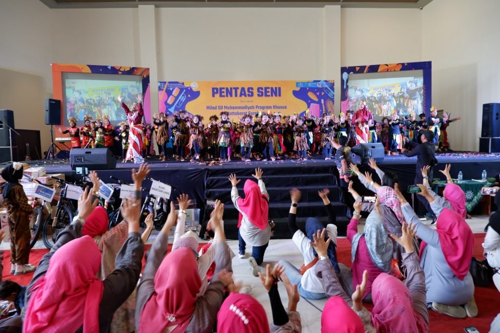 Gelar Puncak Milad ke-24, SD Muhammadiyah PK Solo Launching Si Peka