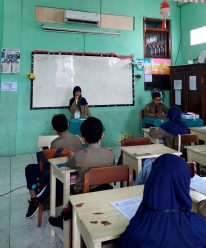 Siswa SD Muhammadiyah 2 Solo Ujian Praktik Sesorah