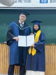 Kisah Menarik Mahasiswa Double Degree Ilkom UMS Lulus Dong-A University