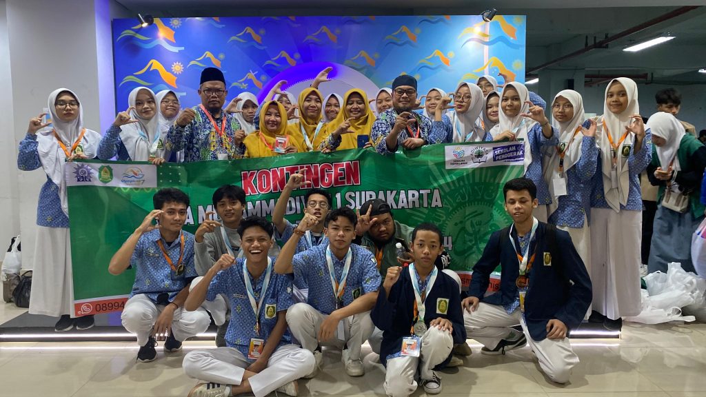 SMA Muhammadiyah 1 Solo Raih Prestasi Gemilang di Olympicad ke-7 Tingkat Nasional di Bandung