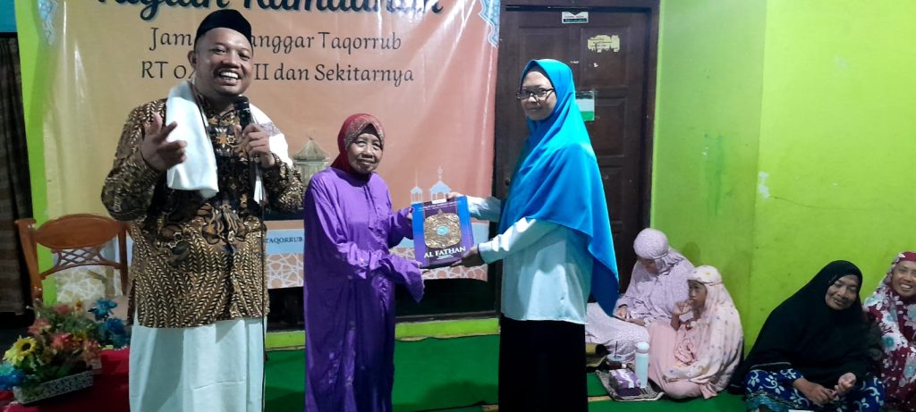 Dosen Uniba Solo Gelar Pengabdian Masyarakat Bahas Literasi Al-Qur’an