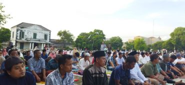 Muhammadiyah Keprabon Gelar Salat Idul Fitri di Kompleks Mangkunegaran