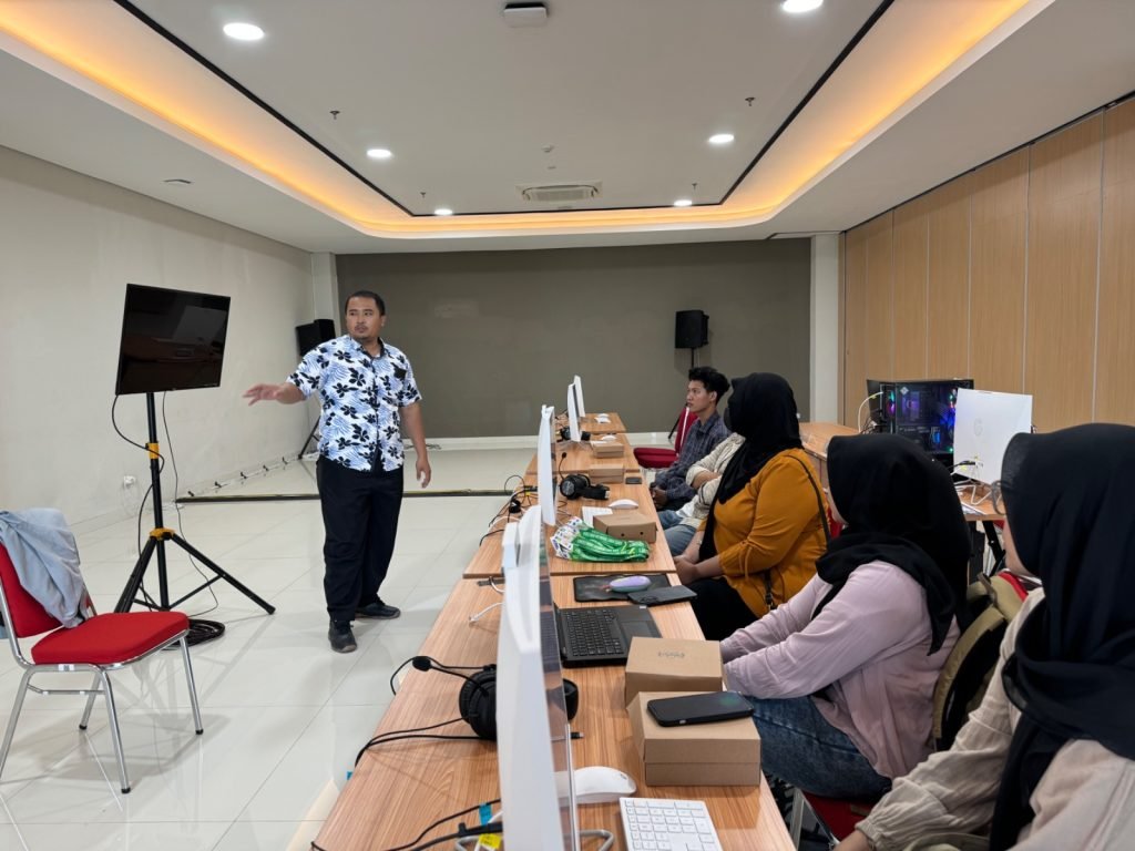 Jadi Tuan Rumah Kontes Robot Indonesia 2024, UMS Siap 100 Persen