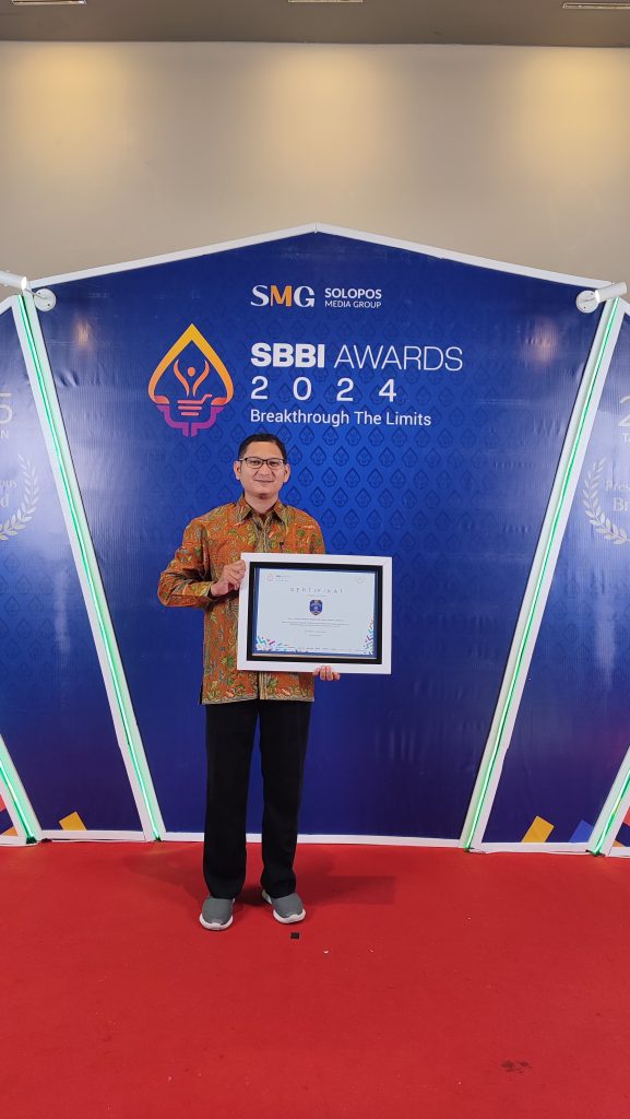 SD Muhammadiyah PK Solo Raih Penghargaan Merek Terbaik SBBI Awards 2024