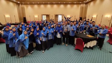 kegiatan Rapat Kerja Guru Karyawan Sekolah Penggerak SD Muhammadiyah 1 Ketelan Solo di Hotel Sahid Jaya Solo, Senin (26/6/2024).