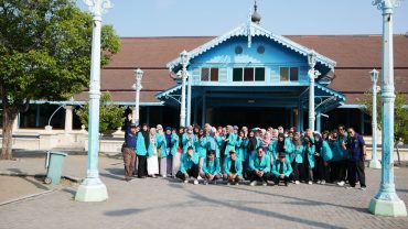 HistorywalkMu Telusuri Kampung Kauman Bareng Mahasiswa Psikologi UMS