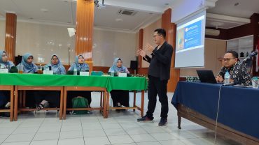 SMA Muh PK Solo Gelar FGD Manajemen Branding Sekolah