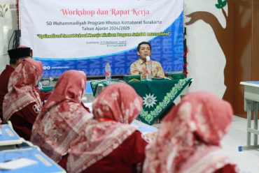 Rapat Kerja jadi Momentum SD Muhammadiyah PK Solo Kembangkan Smart School
